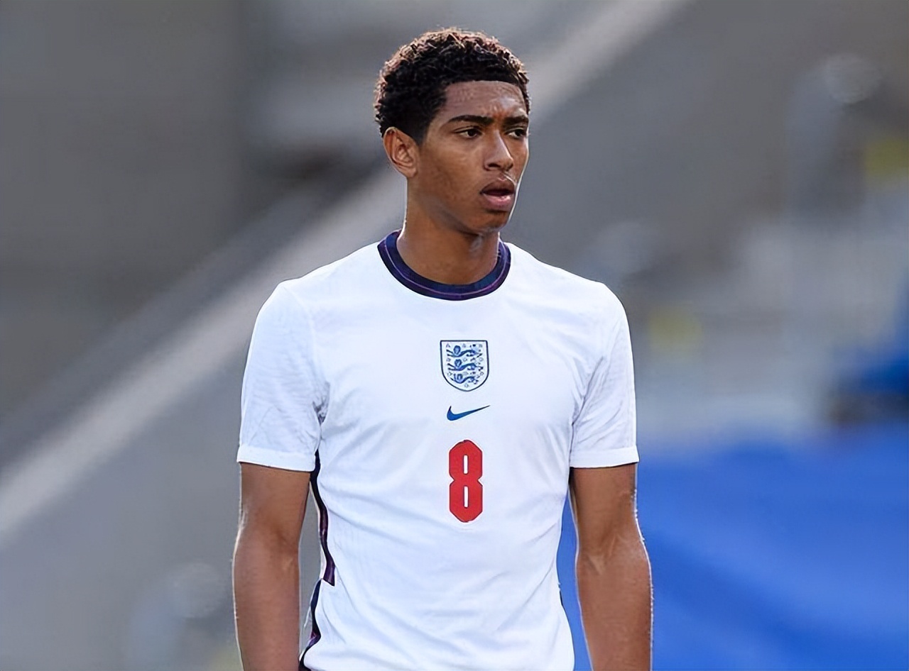 消息人士坚称利物浦正努力留住这位球星，而水晶宫则在为格伊转会红军后的未来做打算。