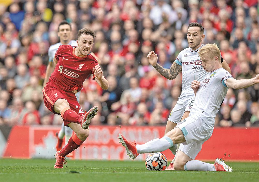 米体：虽然DV9经历肌肉疲劳，但斯帅仍会让他首发踢佛罗伦萨