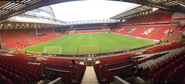 每体：巴萨内部分析过凯恩的情况，双方都不急于采取行动