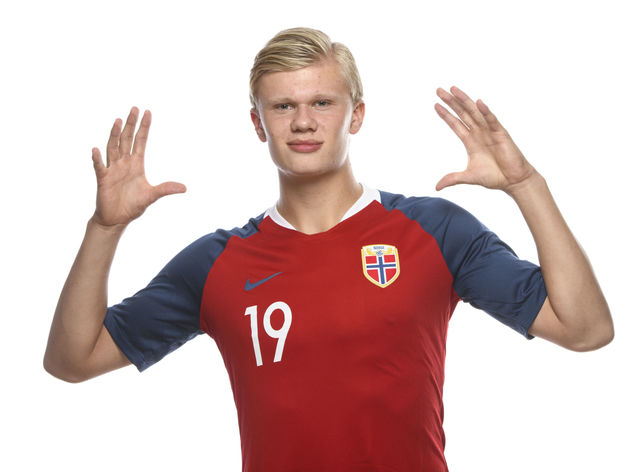 意甲：尤文2-0轻取卡利亚里（意甲：尤文2比0完胜卡利亚里）