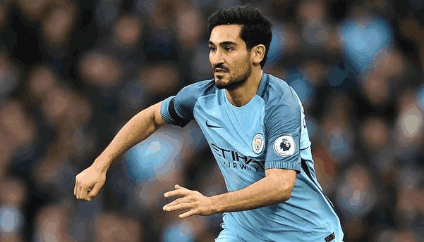 足球报：铁人引进邦本宜裕是庄毅慧眼识珠，明年续约问题不大（足球报：庄毅慧眼相中邦本宜裕助铁人精准引援，明年续约基本无虞）