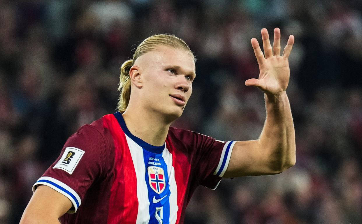 共和报：米兰正考虑冬窗签回41岁的蒂亚戈-席尔瓦