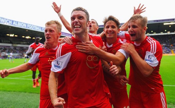 官方：大阪钢巴正式买断广岛三箭中场满田诚（官宣：大阪钢巴从广岛三箭永久签下中场满田诚）