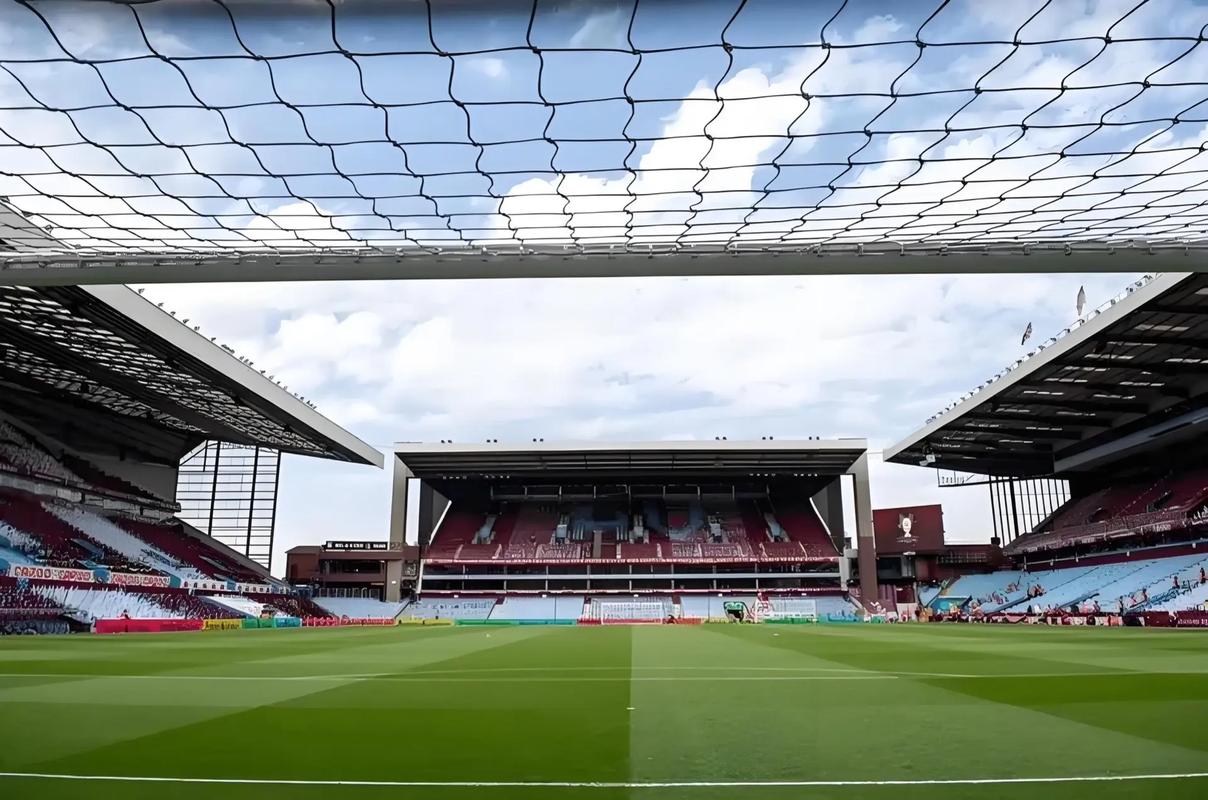 官方：FC今治与主帅仓石圭二续约至26／27赛季结束