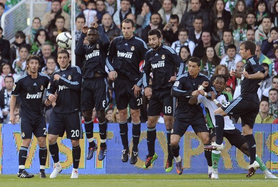 国米这场实验很成功！齐沃用人不拘一格，替补高光大胜水城！