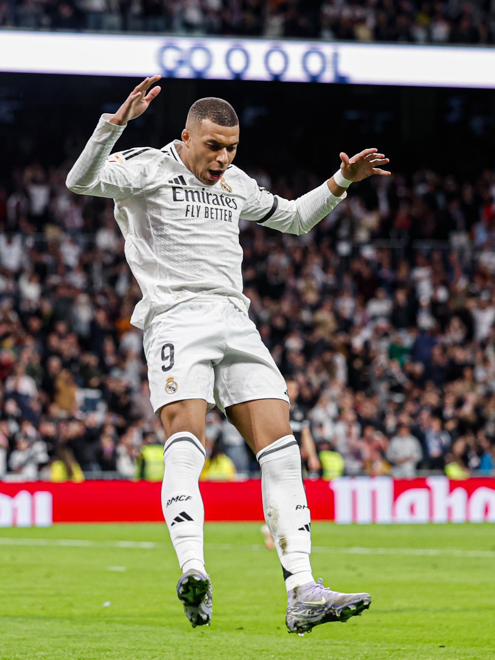 队报：国际米兰正努力和恩昆库达成个人协议