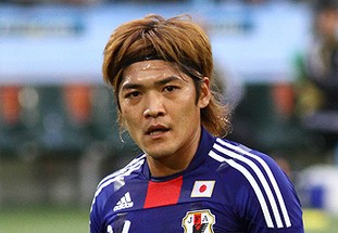 太疯狂！54岁名帅率头号装死队杀到英超第3 从0-2到4-3+近9轮8胜